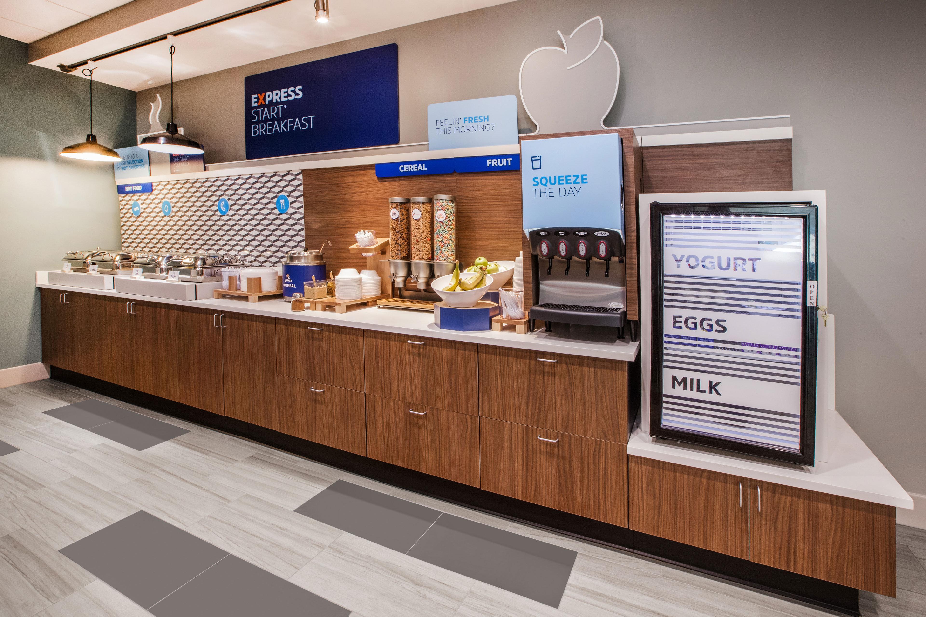 Holiday Inn Express Rochester - Greece By Ihg Bagian luar foto