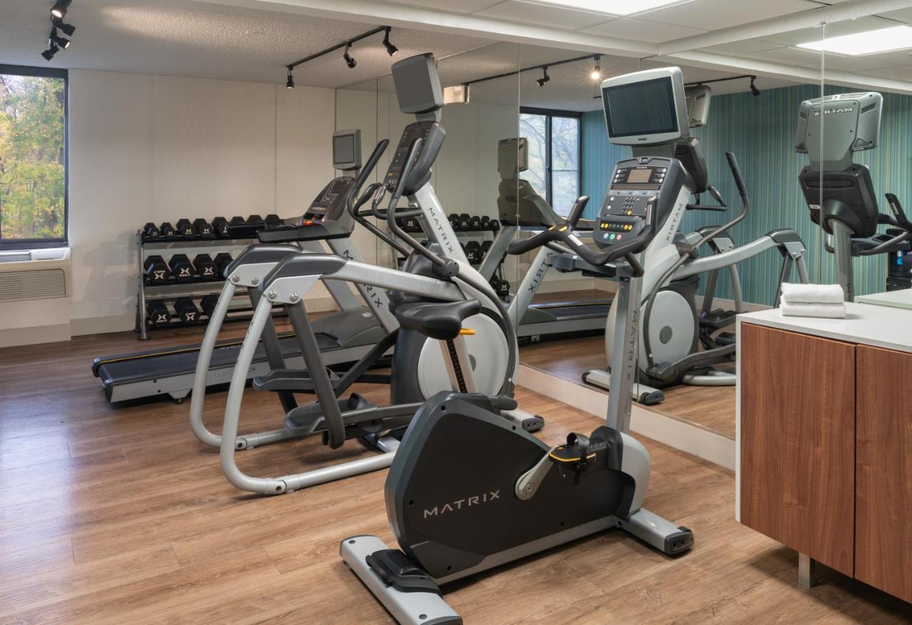 Holiday Inn Express Rochester - Greece By Ihg Bagian luar foto