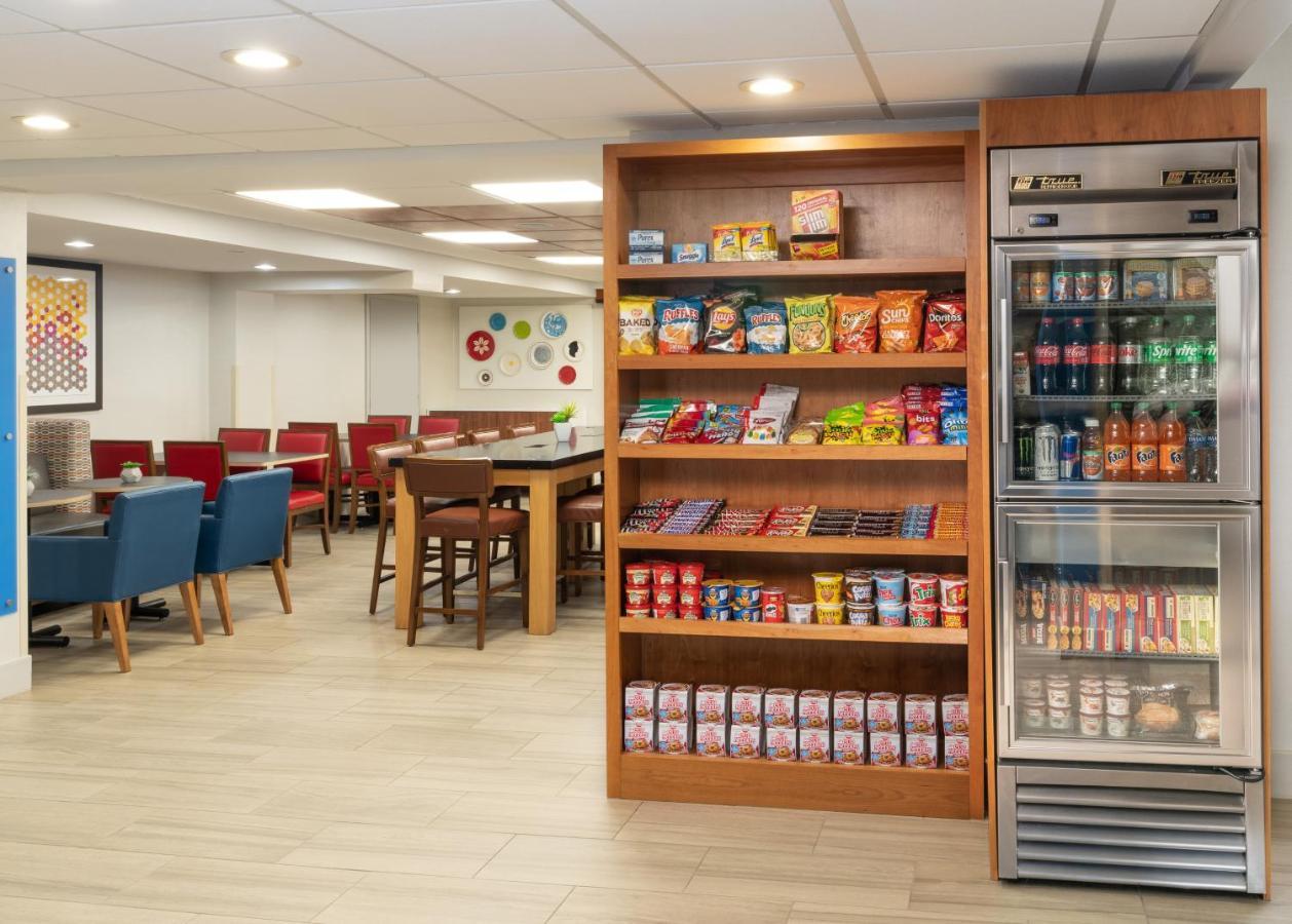 Holiday Inn Express Rochester - Greece By Ihg Bagian luar foto