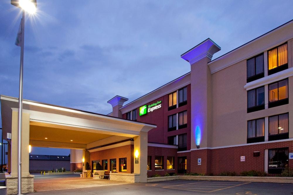 Holiday Inn Express Rochester - Greece By Ihg Bagian luar foto